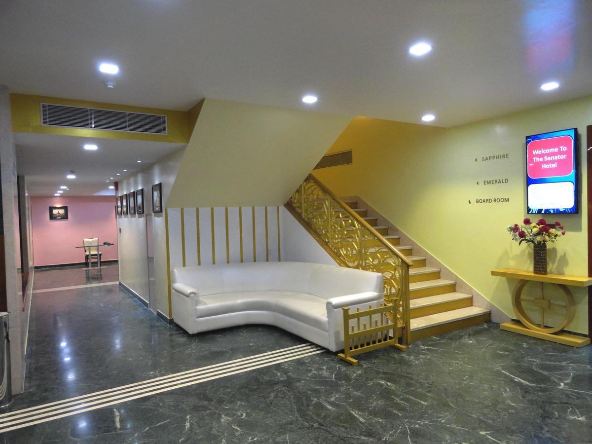 The Senator Hotel Kalkutta Kültér fotó