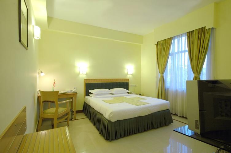 The Senator Hotel Kalkutta Kültér fotó