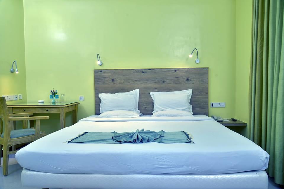 The Senator Hotel Kalkutta Kültér fotó